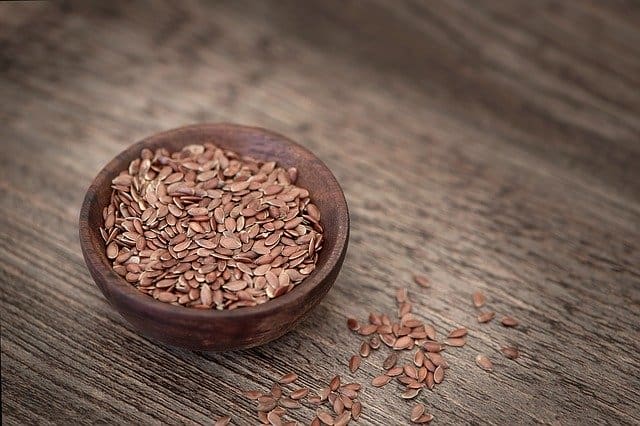 bowl-of-flax-seeds