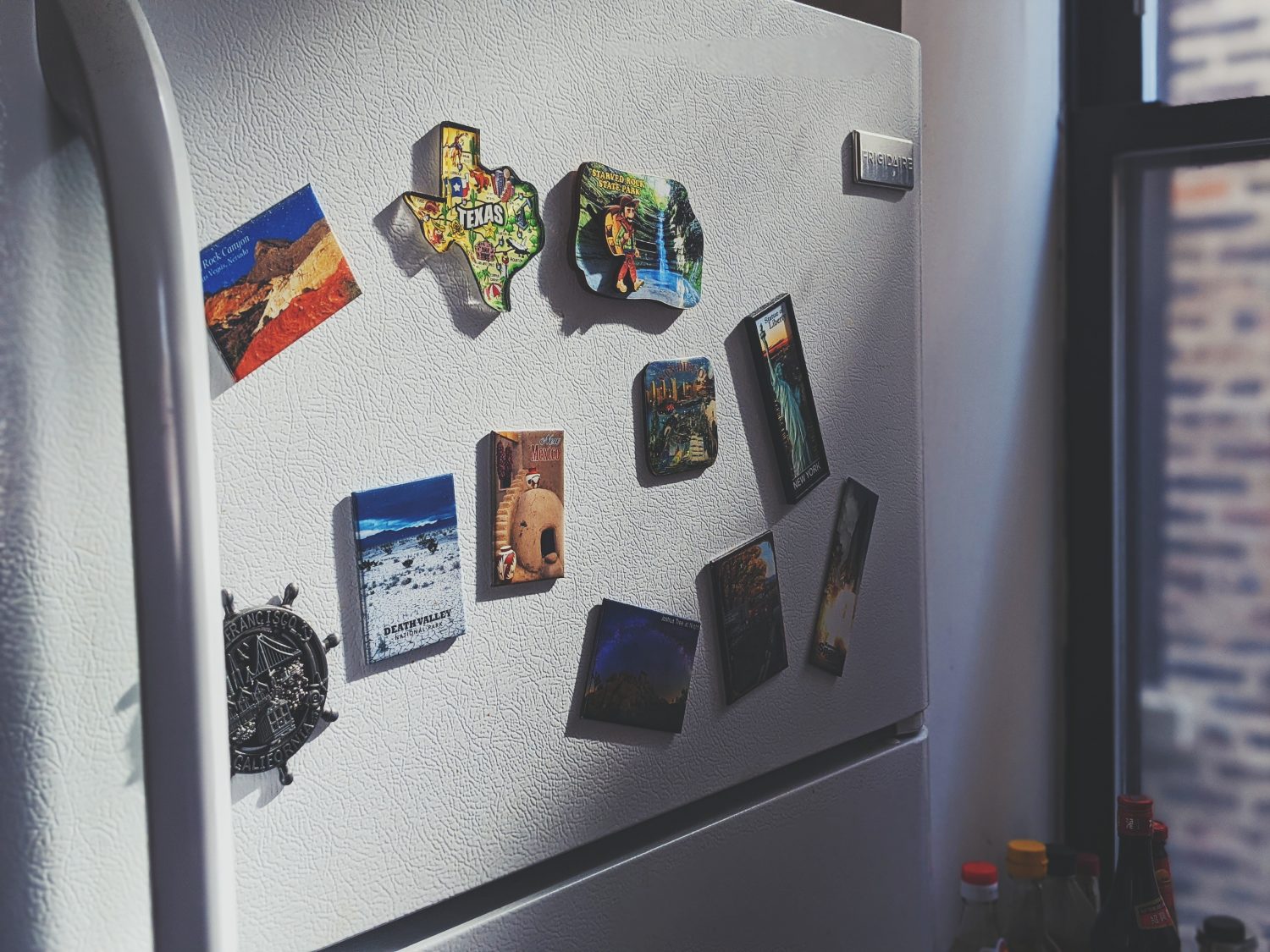 fridge-with-magnets