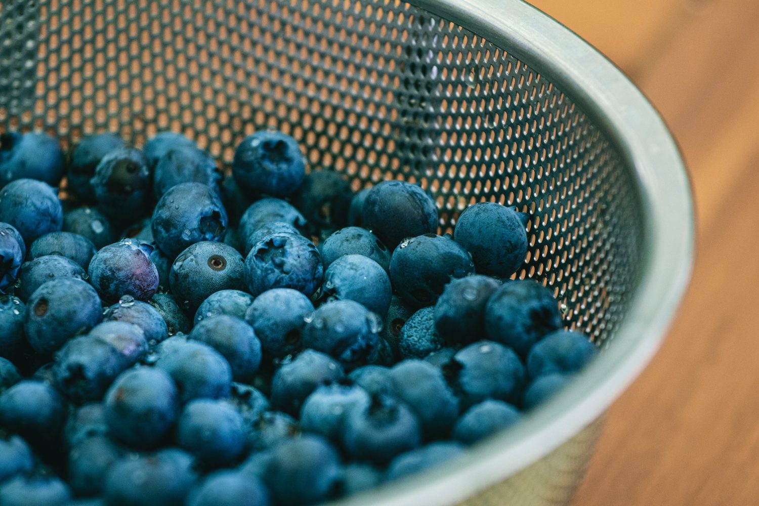 blueberries-in-colander