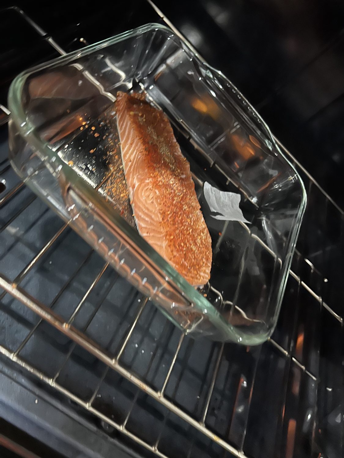 raw-salmon-in-oven