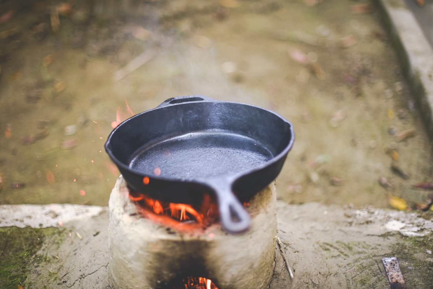 cast-iron-pan-over-fire