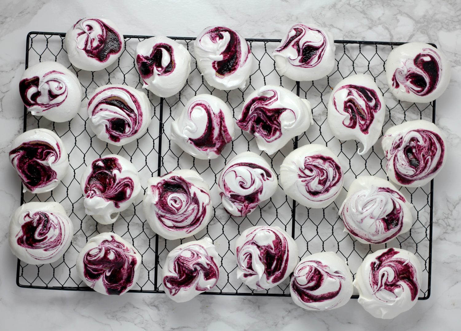 meringues-with-blackberry-topping