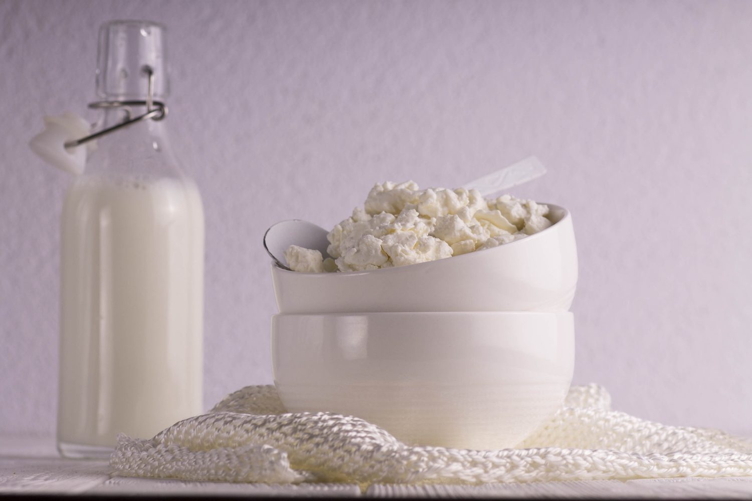 cottage-cheese-and-bottle-of-milk