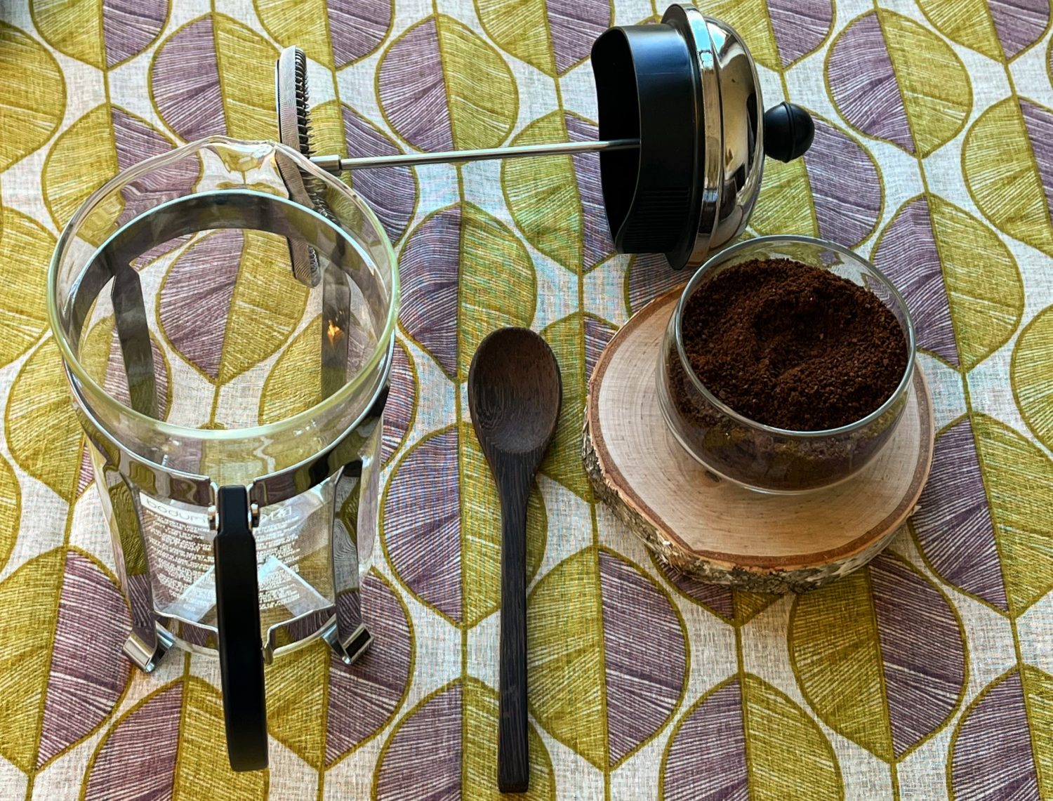french-press-and-coffee-grounds-and-spoon